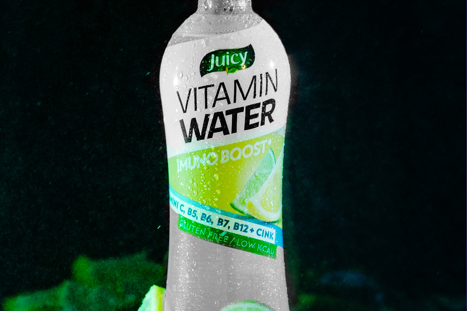 Juicy vitaminska voda