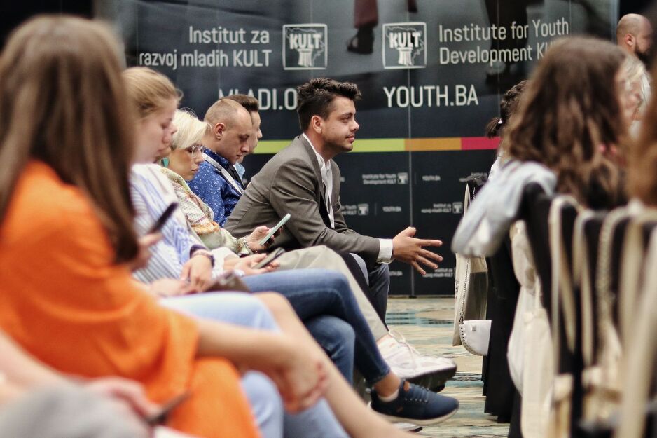 Make a Change for YOUth