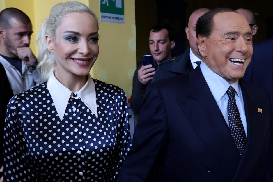 Sa Berlusconijem bila u vezi od 2020. godine (Foto: EPA-EFE)