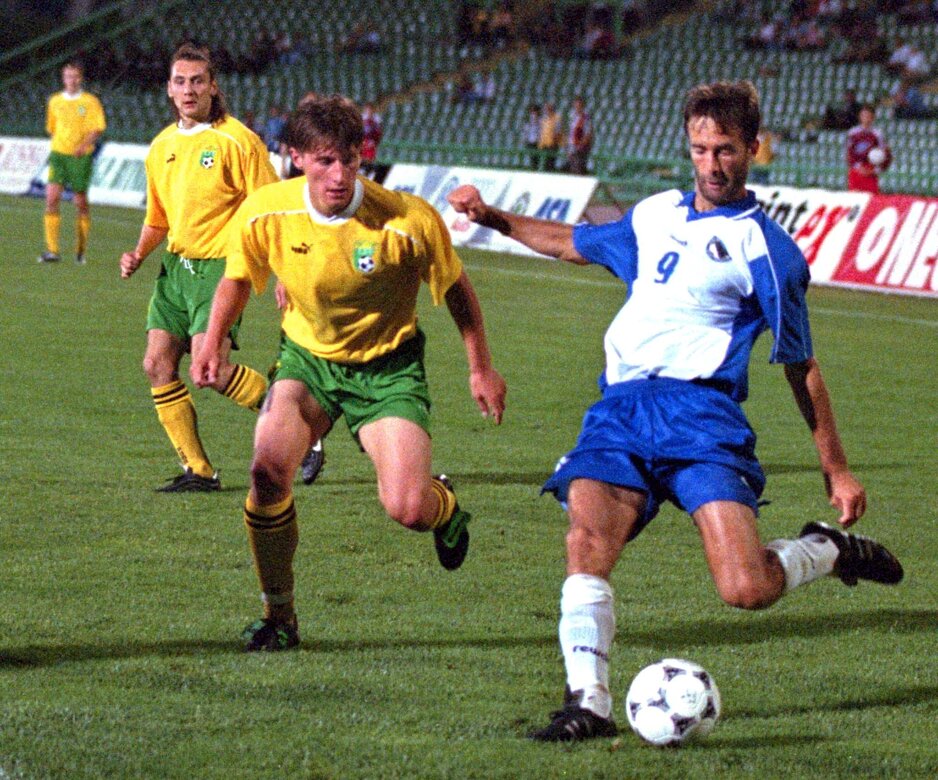 Kodro je odigrao samo 13 utakmica u dresu BiH (Foto: EPA-EFE)