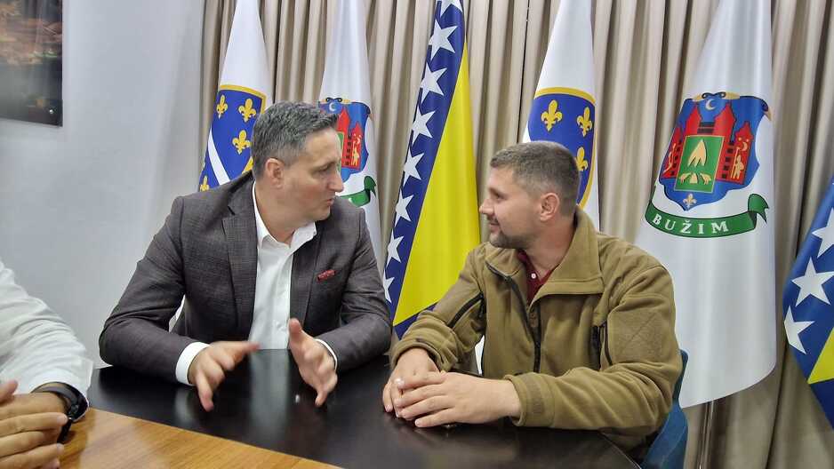 Bećirović razgovarao s načelnikom Općine Bužim (Foto: Predsjedništvo BiH)
