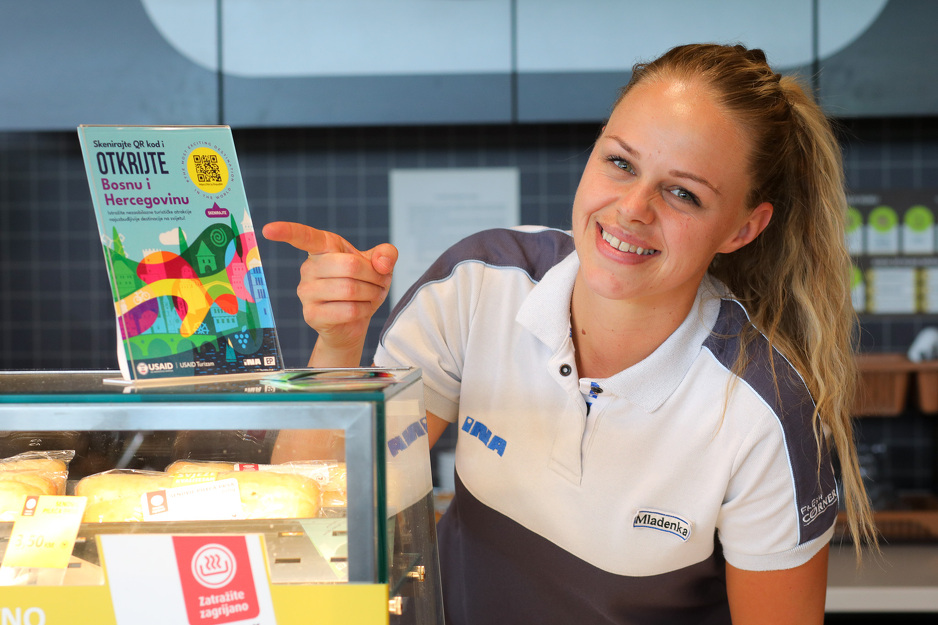 Holdina, Energopetrol i USAID