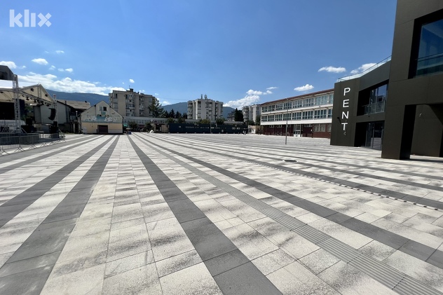 Centralni trg na Ilidži (Foto: D. S./Klix.ba)