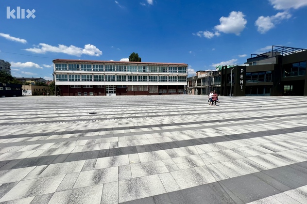 Centralni trg na Ilidži (Foto: D. S./Klix.ba)