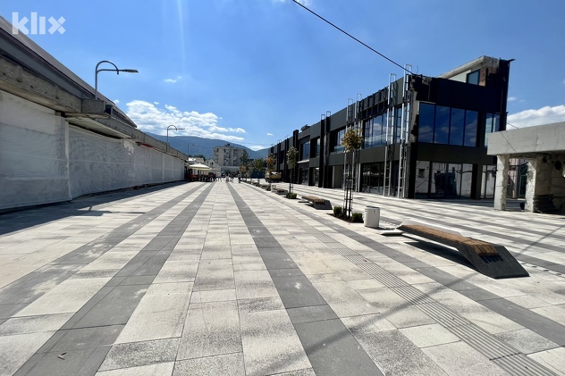 Centralni trg na Ilidži (Foto: D. S./Klix.ba)