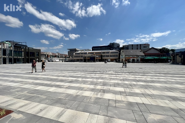 Centralni trg na Ilidži (Foto: D. S./Klix.ba)