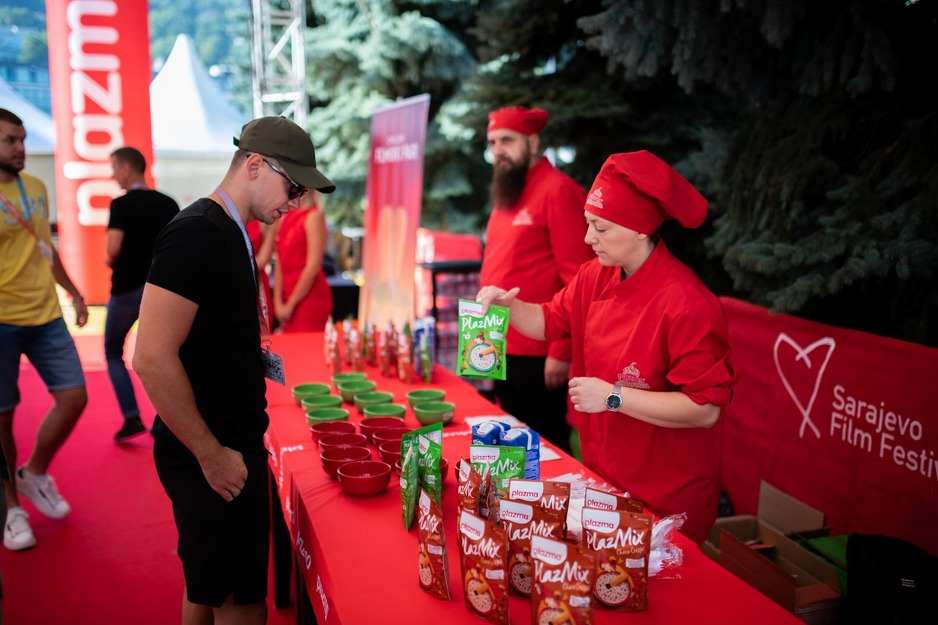 Plazma doručak na Festivalskom trgu