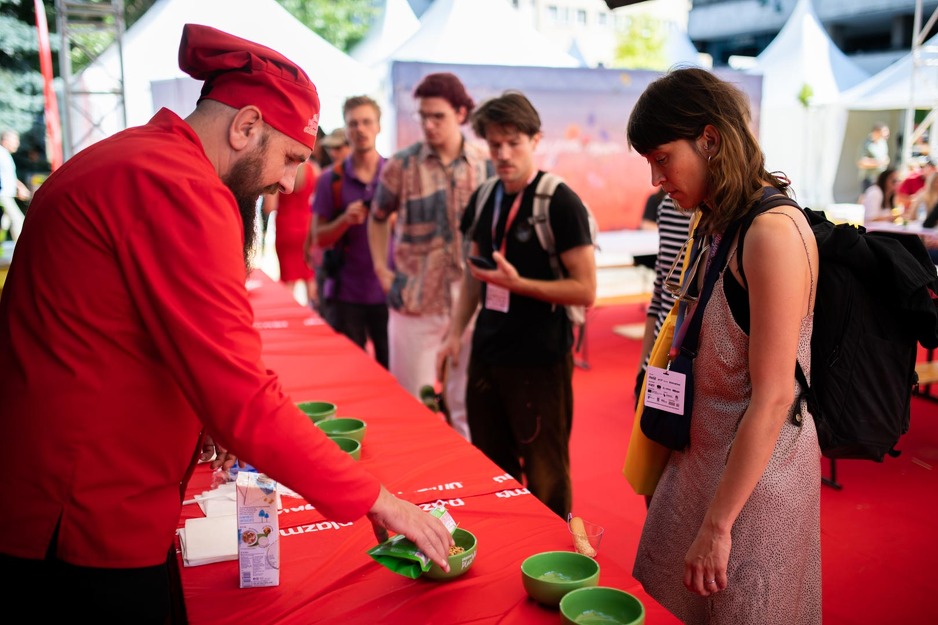 Plazma doručak na Festivalskom trgu