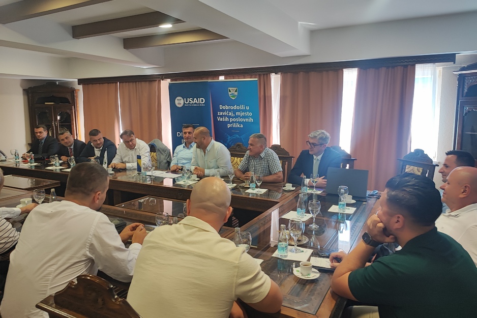 Poslovni forum u Konjicu koji se održava u sklopu USAID-ovog projekta (Foto: Grad Konjic)