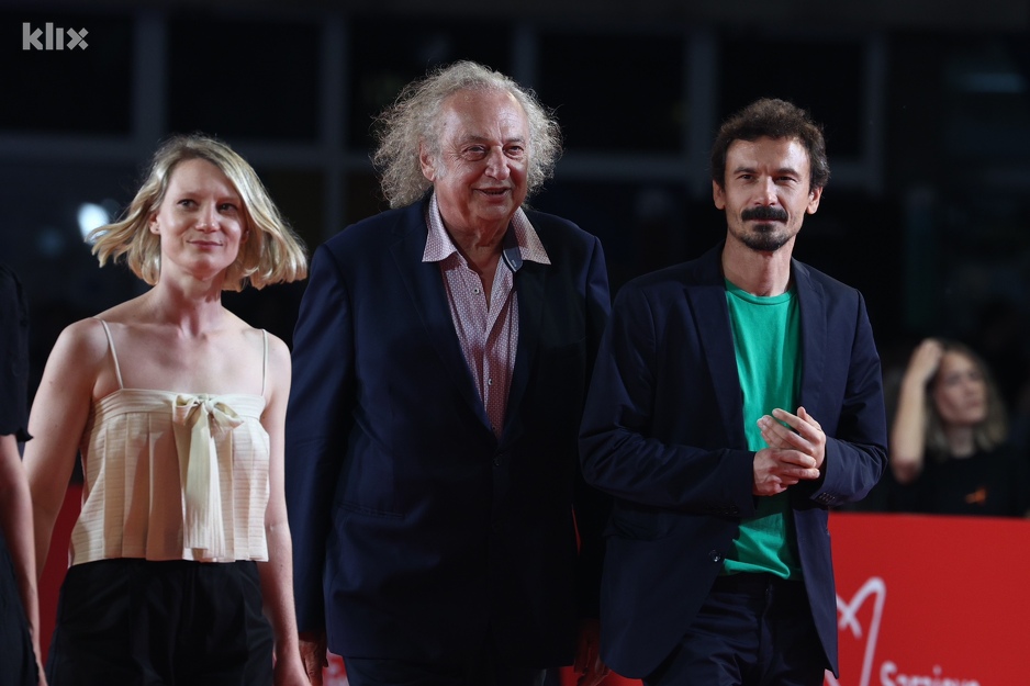 Hrvatski glumac Zlatko Burić u društvu kolega (Foto: I. L./Klix.ba)