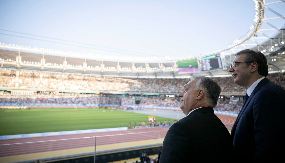 Orban i Vučić na stadionu gdje se održavaju atletska takmičenja (Foto: Ured premijera Mađarske)
