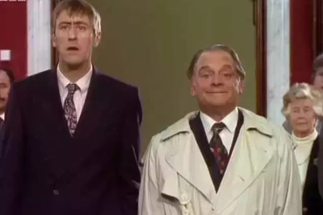 Nicholas Lyndhurst i David Jason u seriji