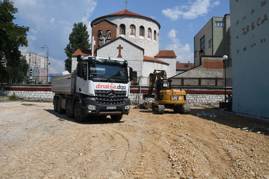 Rekonstrukcija igrališta Treće gimnazije (Foto: Općina Novo Sarajevo)