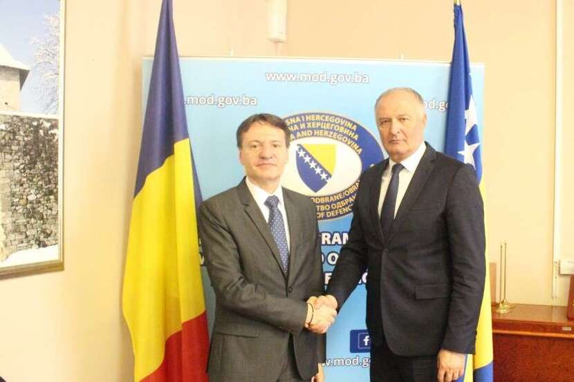 Ambasador Pacuretu i ministar odbrane Zukan Helez