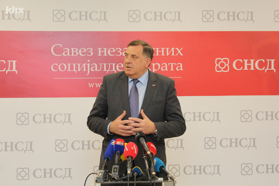 Milorad Dodik nema ozbiljnog konkurenta u stranci niti ga se neko usudi kritikovati (Foto: Klix.ba)