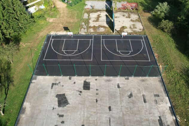 Tereni za basket na ilidžanskom izletištu Stojčevac (Foto: Općina Ilidža)