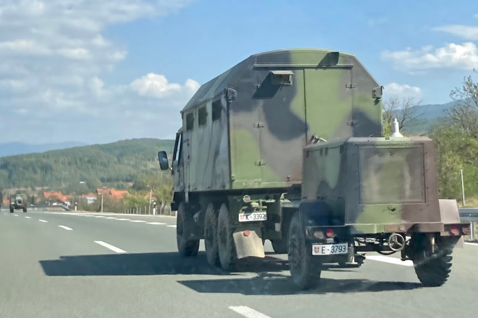 Nakon poziva SAD-a uslijedilo kretanje srpskih vojnih snaga (Foto: RSE)