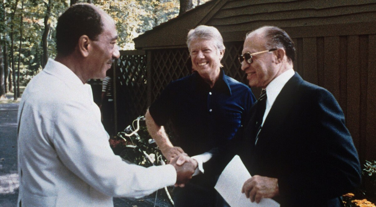 Menachem Begin , Jimmy Carter i Anwar Sadat u Camp Davidu 1978. godine
