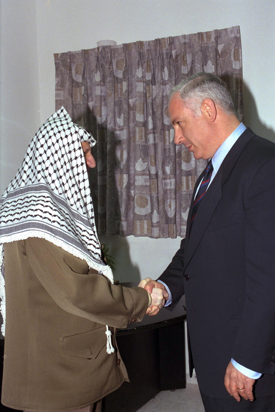 Yasser Arafat i Benjamin Netanyahu