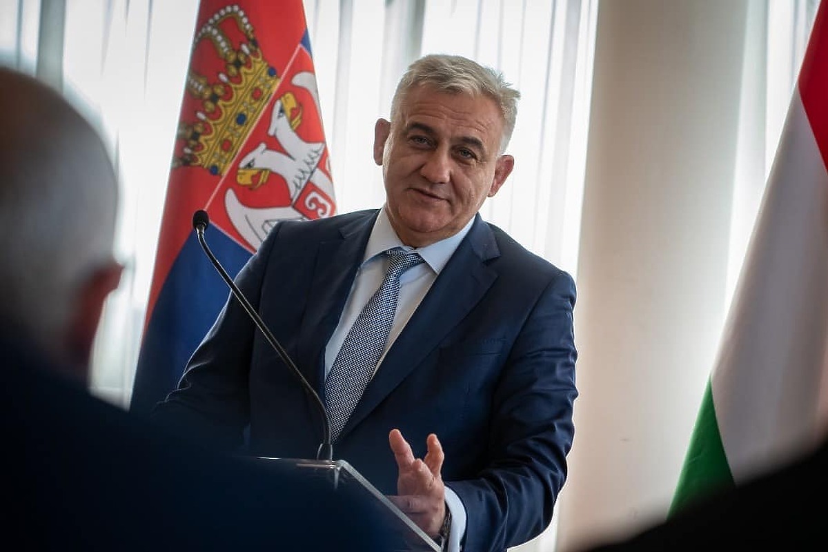 Serbian Ambassador on the attack against Serb children Serbian Ambassador on the attack against Serb children