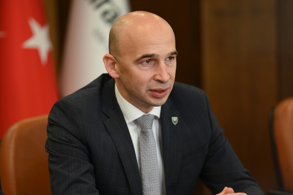 Nezir Pivić, premijer Vlade Zeničko-dobojskog kantona
