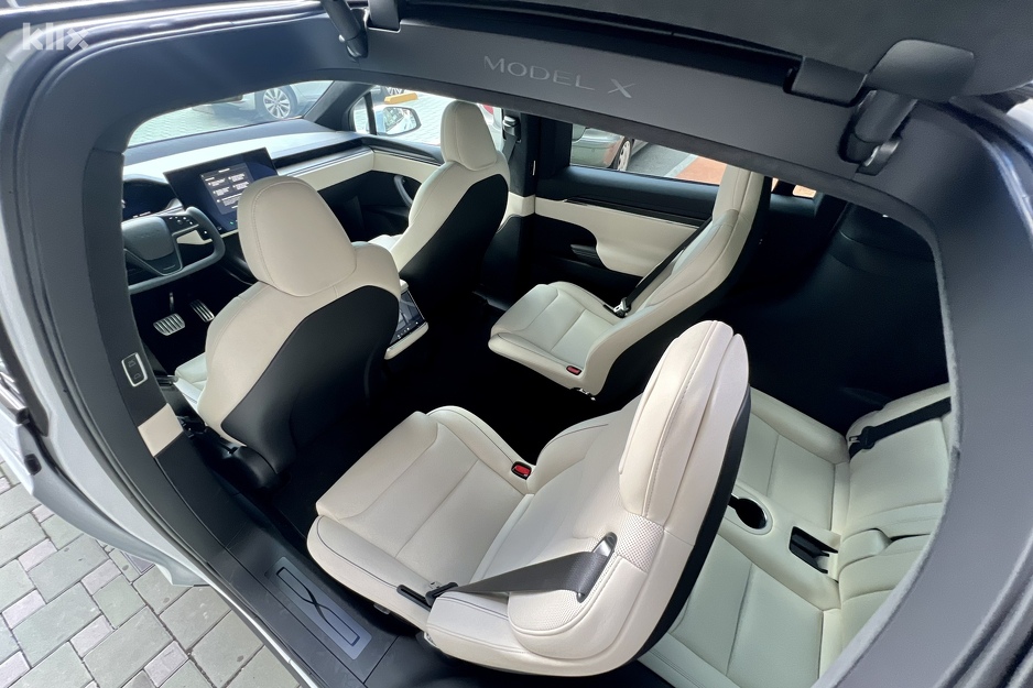 Automobil je praktičan i možete ga naručiti sa pet, šest ili sedam sjedala (Foto: D. S./Klix.ba)