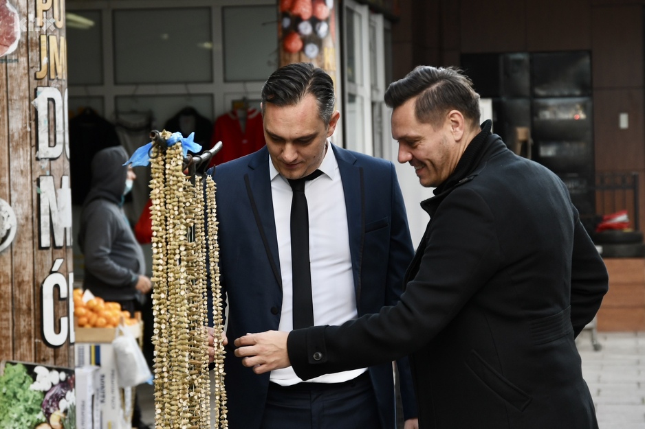 Veterani u kupovini (Foto: D. S./Klix.ba)