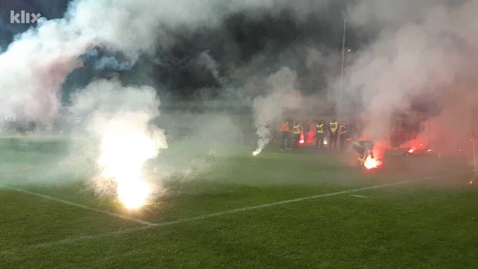 Ultrasi prekinuli susret protiv Veleža (Foto: G. Š./Klix.ba)