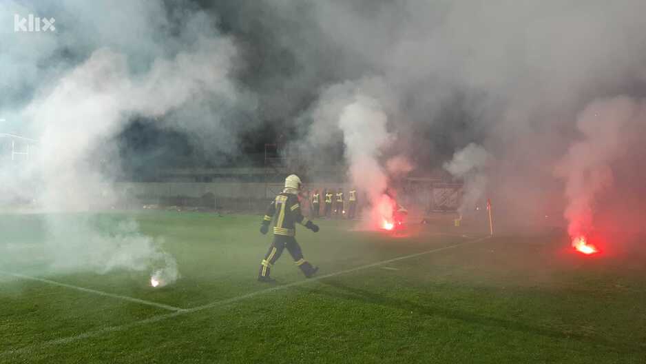Ultrasi prekinuli susret protiv Veleža (Foto: G. Š./Klix.ba)