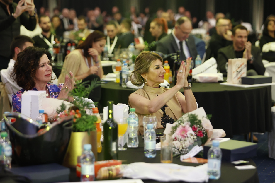konferenciji