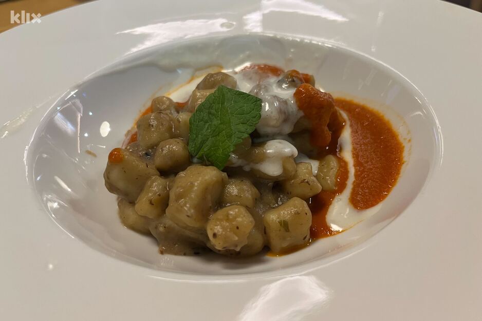Slavne njokice od krompira poslužene su u bojama italijanske zastave (Foto: Klix.ba)