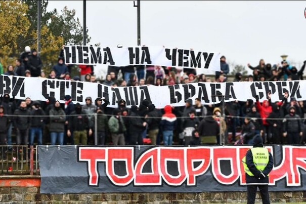 Odgovor Crvenih đavola, navijača Radničkog (Foto: Instagram)