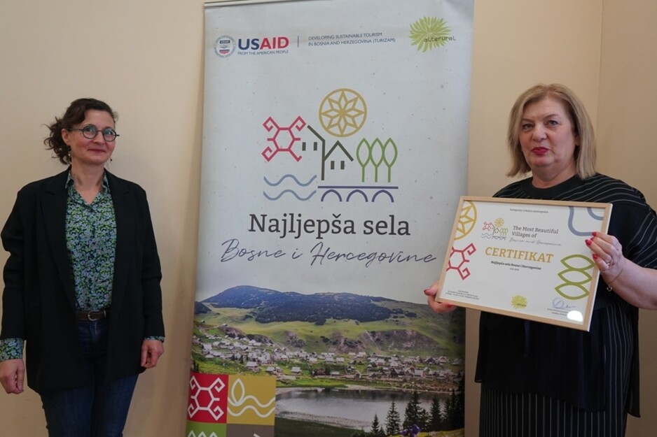 Sarah Devisme i Radmila Komadina