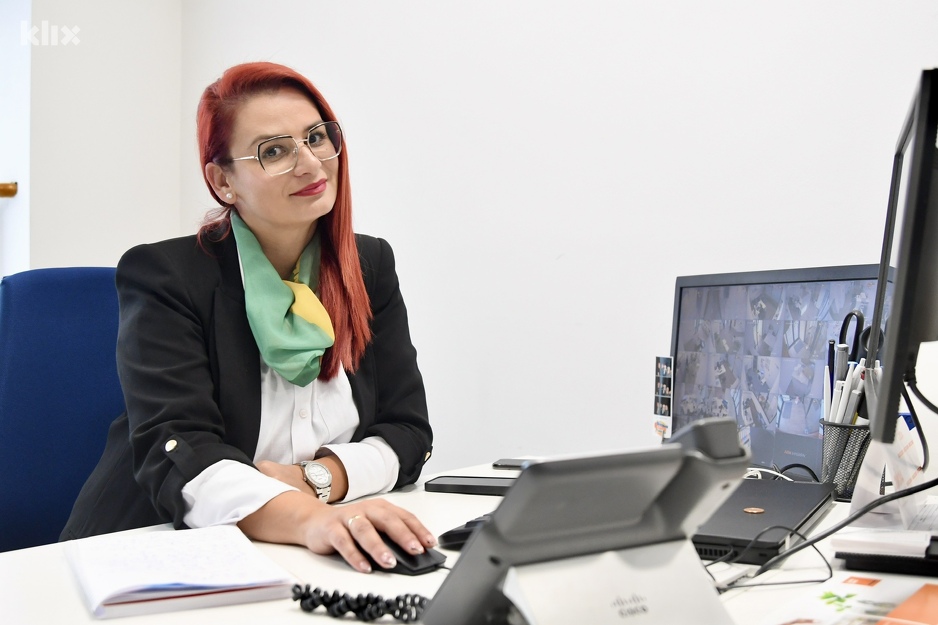 Minela Prolić, voditelj poslovnice Titova (Foto: D. S./Klix.ba)