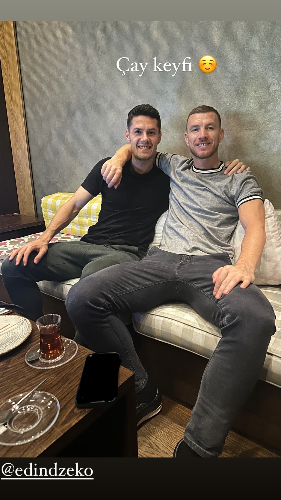 Haris Hajradinović i Edin Džeko na čaju (Foto: Instagram)