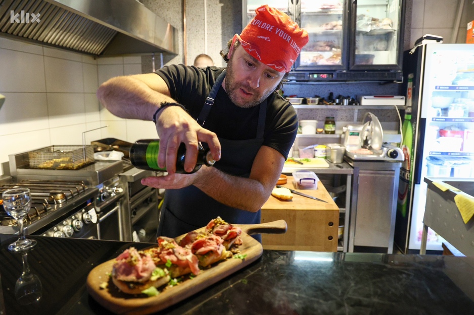 Dino Mujanić se vratio iz Austrije kako bi nastavio svoj ugostiteljski san (Foto: I. L./Klix.ba)