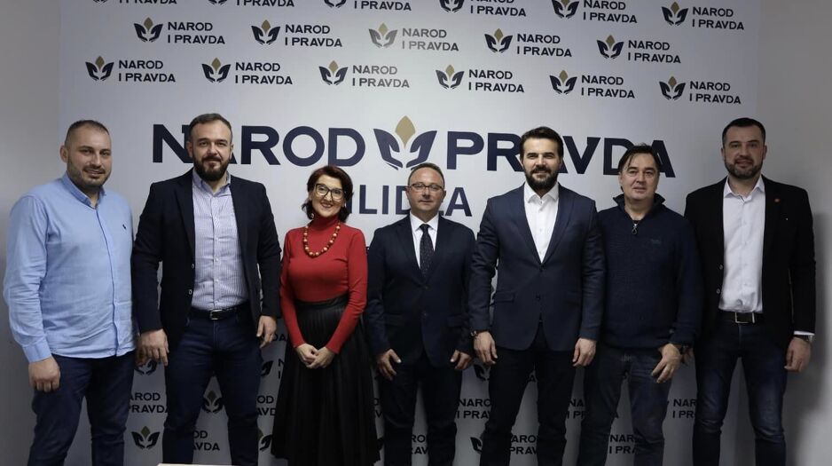 Sastanak Trojke i DF-a na Ilidži (Foto: Nermin Muzur Facebook)
