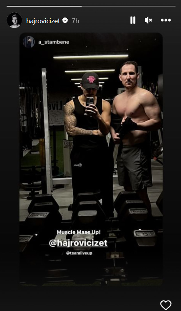 Hajrović u društvu trening-partnera (Foto: Instagram)