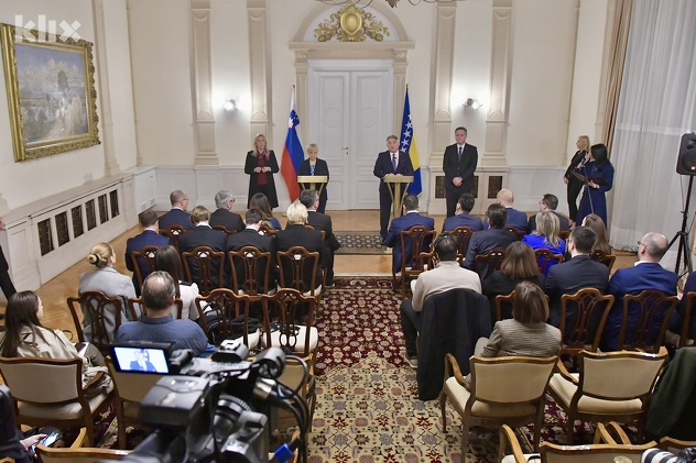 Predsjednica Slovenije Nataša Pirc Musar i članovi Predsjedništva Bosne i Hercegovine (Foto: I. Š./Klix.ba)