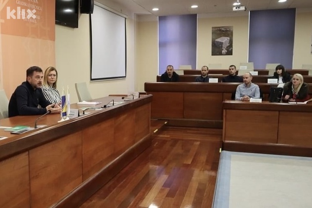 Kordić razgovarao sa zabrinutim stanarima