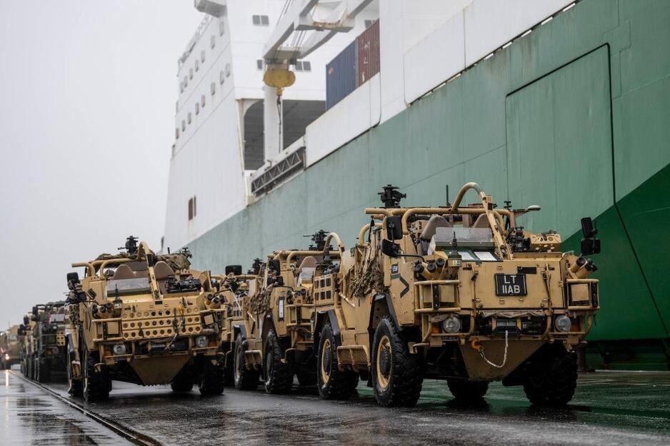 Pripadnici 7. oklopne brigade Ujedinjenog Kraljevstva (Foto: NATO)