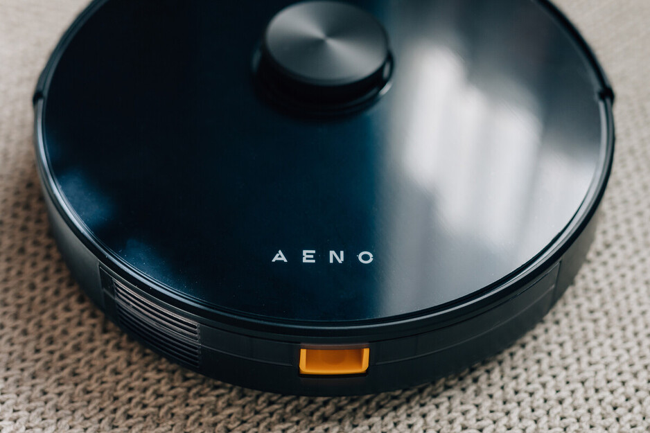 AENO robotski usisivač RC3S