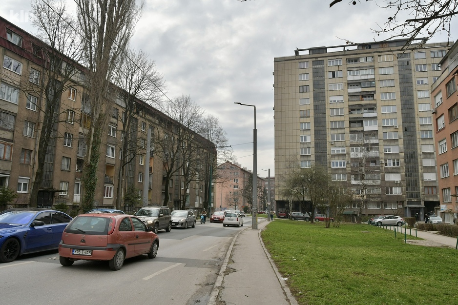 Ulica koja treba biti urađena nakon što se riješe imovinsko-pravni odnosi (Foto: I. Š./Klix.ba)