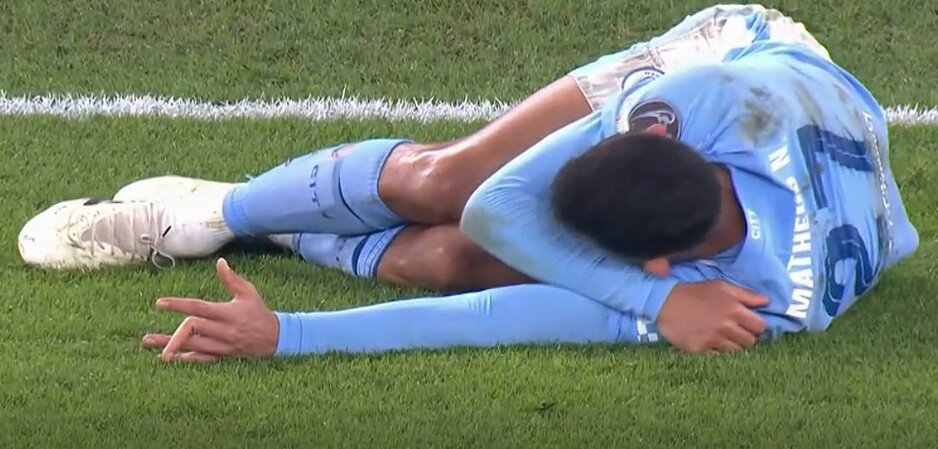 Portugalac slomio prst (Foto: Screenshot)