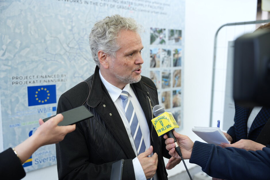 Johann Sattler, šef Delegacije EU u BiH Sattler i Dervišagić pustili u rad novi vodovodni sistem Gradačca (Foto: Delegacija EU u BiH)