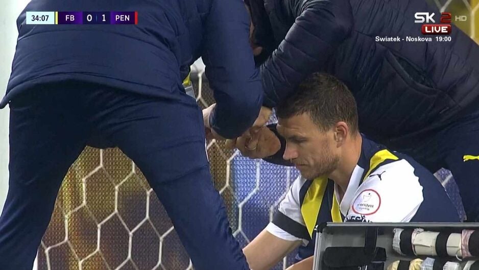 Ljekarski tim ukazuje pomoć Dijamantu (Foto: Screenshot/Sport Klub)