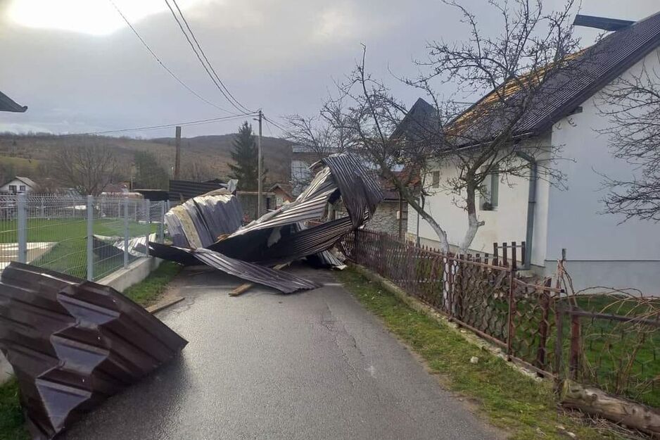 Nevrijeme u Ostojićima/ Foto: Facebook