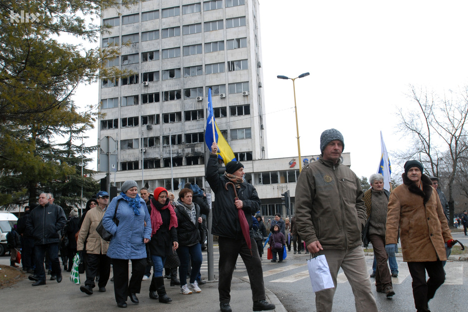 Protesti 2014. u Tuzli