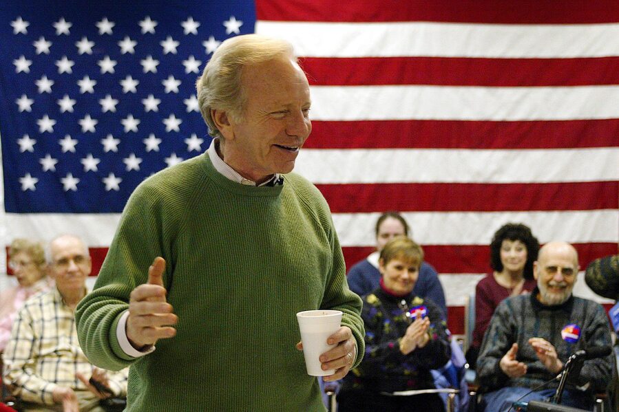 Uz Bob Dolea Lieberman je bio najveći zagovornik intervencije SAD-a u BiH (Foto: EPA-EFE)