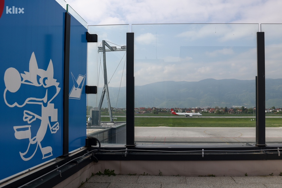 Sa terase Premium salona pruža se pogled direktno na pistu (Foto: I. L./Klix.ba)